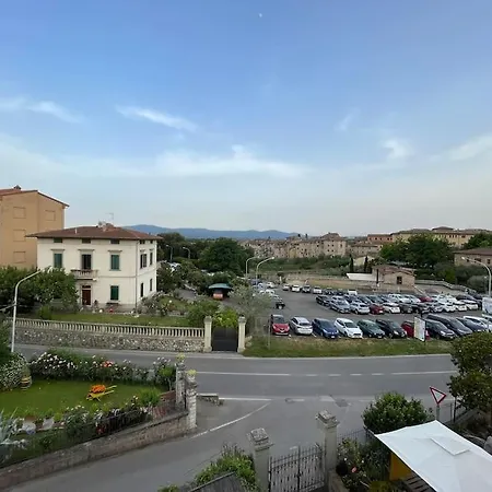 La Casa Di Alex - Alex'S House Apartment Colle Val D'Elsa Exterior photo